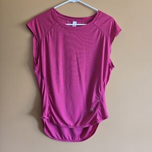 Icyzone pink sleeveless shirt, size M.